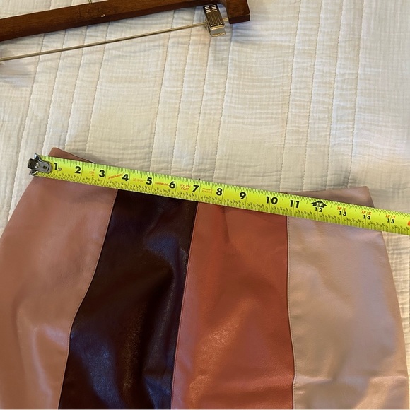 Mi Ami Francesca’s Colorblock Faux Leather Skirt. Size Medium. - Picture 8 of 8